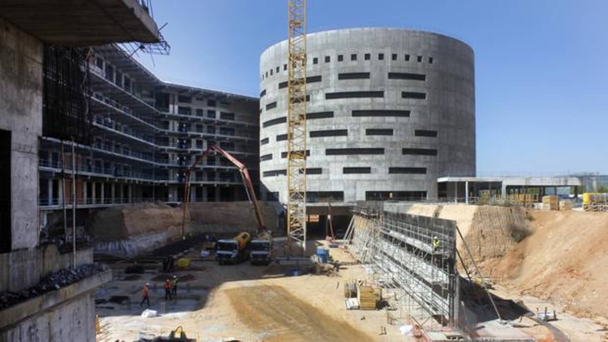 Estado de las obras, este martes en una zona del hospital