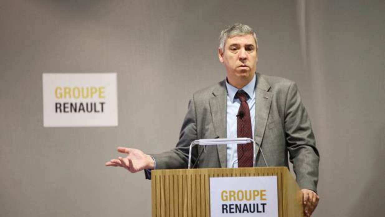 El director de Fabricación y Logística del Grupo Renault y presidente del Consejo de Administración Renault España, José Vicente de los Mozos, durante la presentación del proyecto