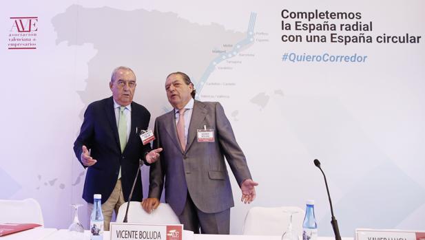 Los empresarios invitan a Carles Puigdemont al acto en Madrid para reivindicar el Corredor Mediterráneo