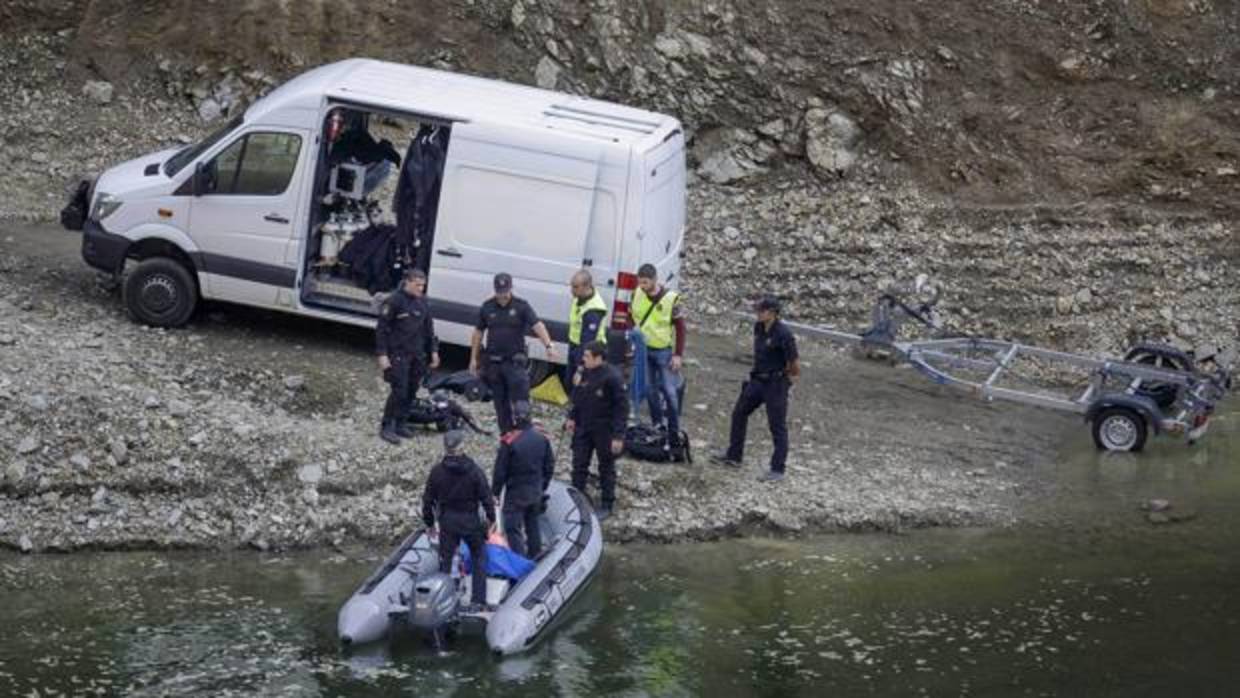 Los Mossos d'Esquadra en el pantano de Susqueda