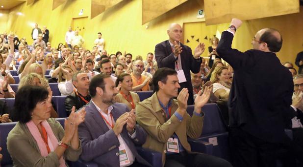 Iceta pide a los catalanes que no acudan a votar para no «dar valor» al referéndum