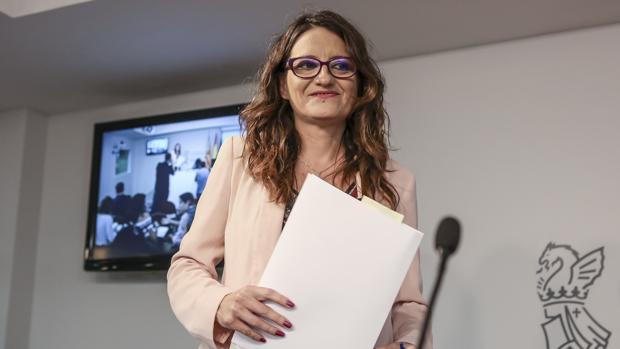 Mónica Oltra: «O acabamos con Rajoy o el PP acaba con la democracia»