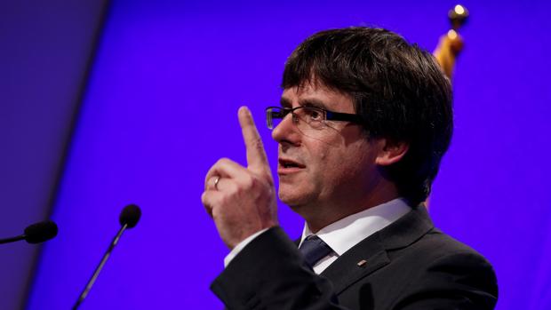 Puigdemont comparecerá hoy a las 21.00 horas