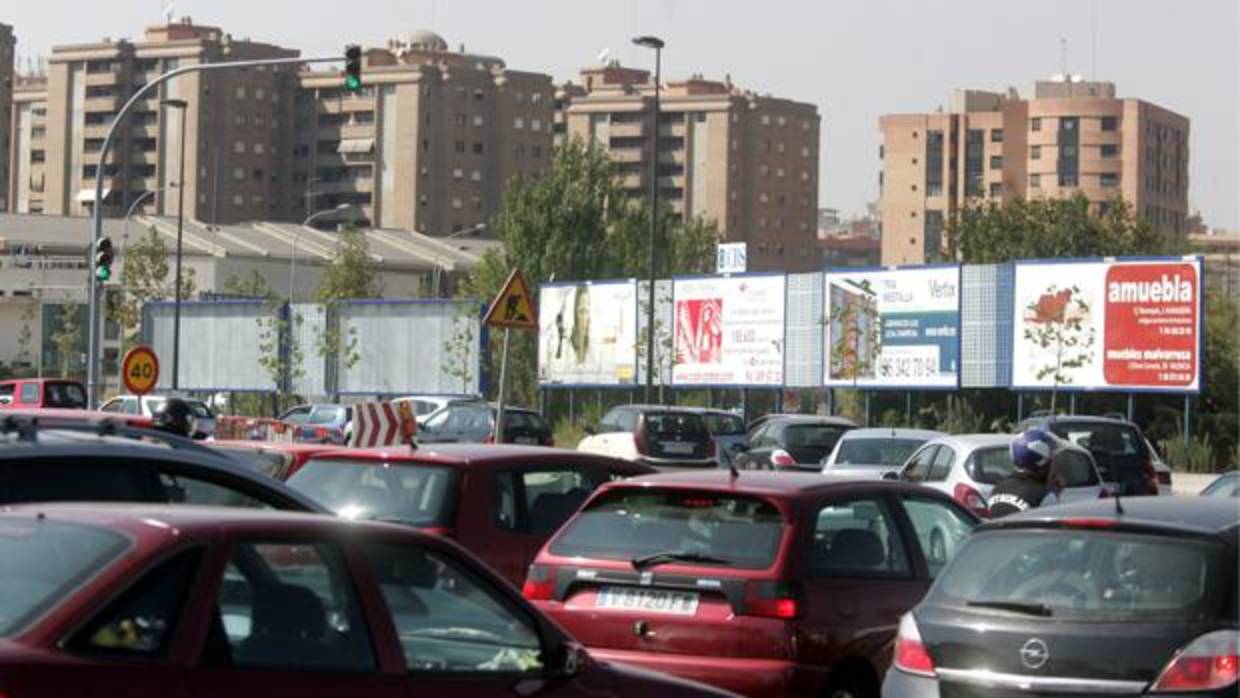 Imagen de archivo de un atasco en una de las entradas a la ciudad de Valencia