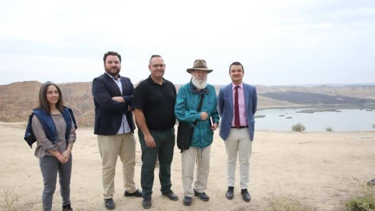 el consejero de Agricultura, Francisco Martínez Arroyo, ha visitado el rodaje