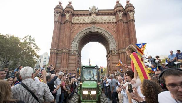 La secesión de Cataluña supondría perder 329,3 millones al año en ayudas de la UE al campo catalán