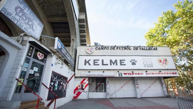 El ruinoso estadio del Rayo Vallecano será reformado a partir de enero