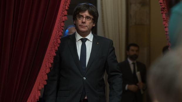 Puigdemont frustra la salida de las elecciones y abre la vía al 155