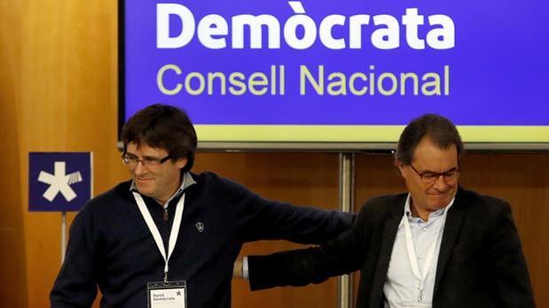 El PDECat estuvo a punto de romperse por las dudas de Puigdemont: «Esto tendrá costes»