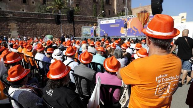 El Bloc acusa al Gobierno central de aplicar «de forma arbitraria» la Constitución en Cataluña