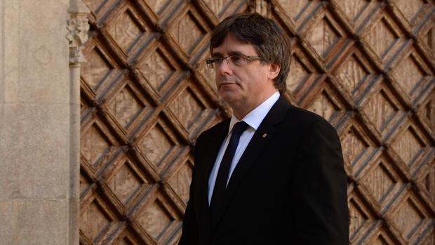 Puigdemont recuerda el 1-O un mes después de su celebración: «¡Orgullo de pueblo!»