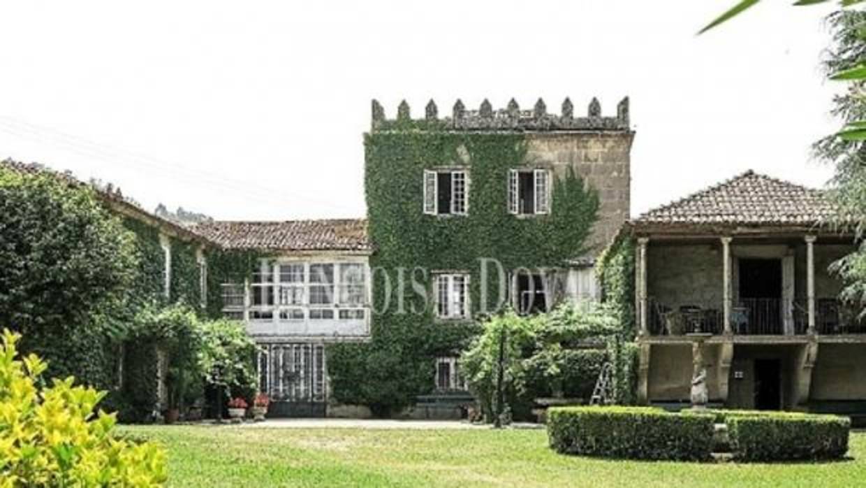 Imagen de la fachada del Pazo de Parda, en Pontevedra