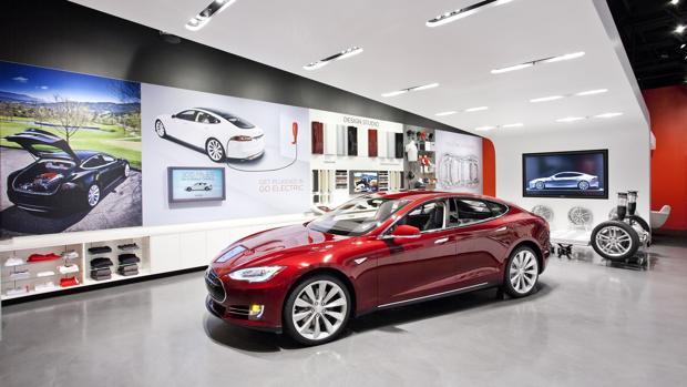 Tesla estrena su primer concesionario en Madrid