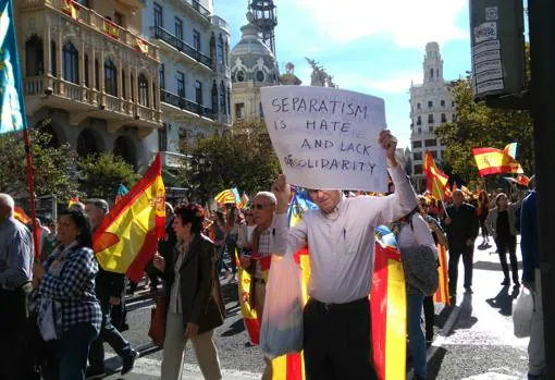 Imagen de la marcha a favor de la unidad de España de este sábado en Valencia