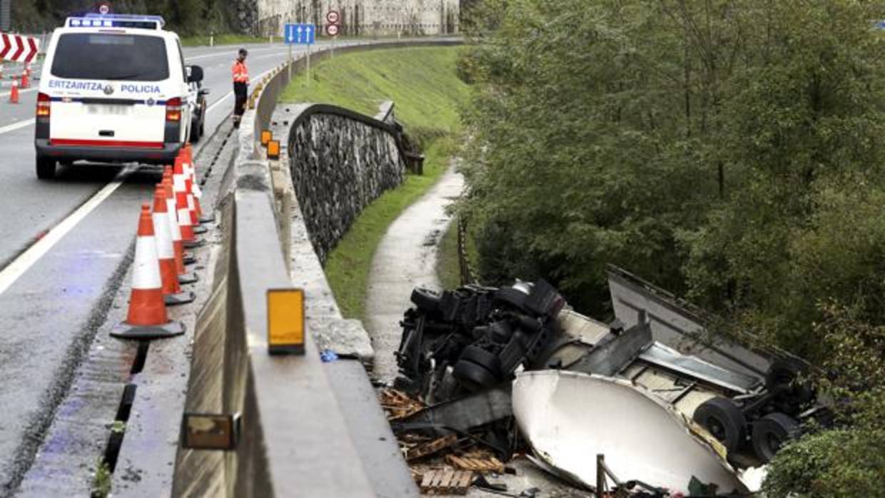 Trece muertos en accidentes de tráfico este fin de semana