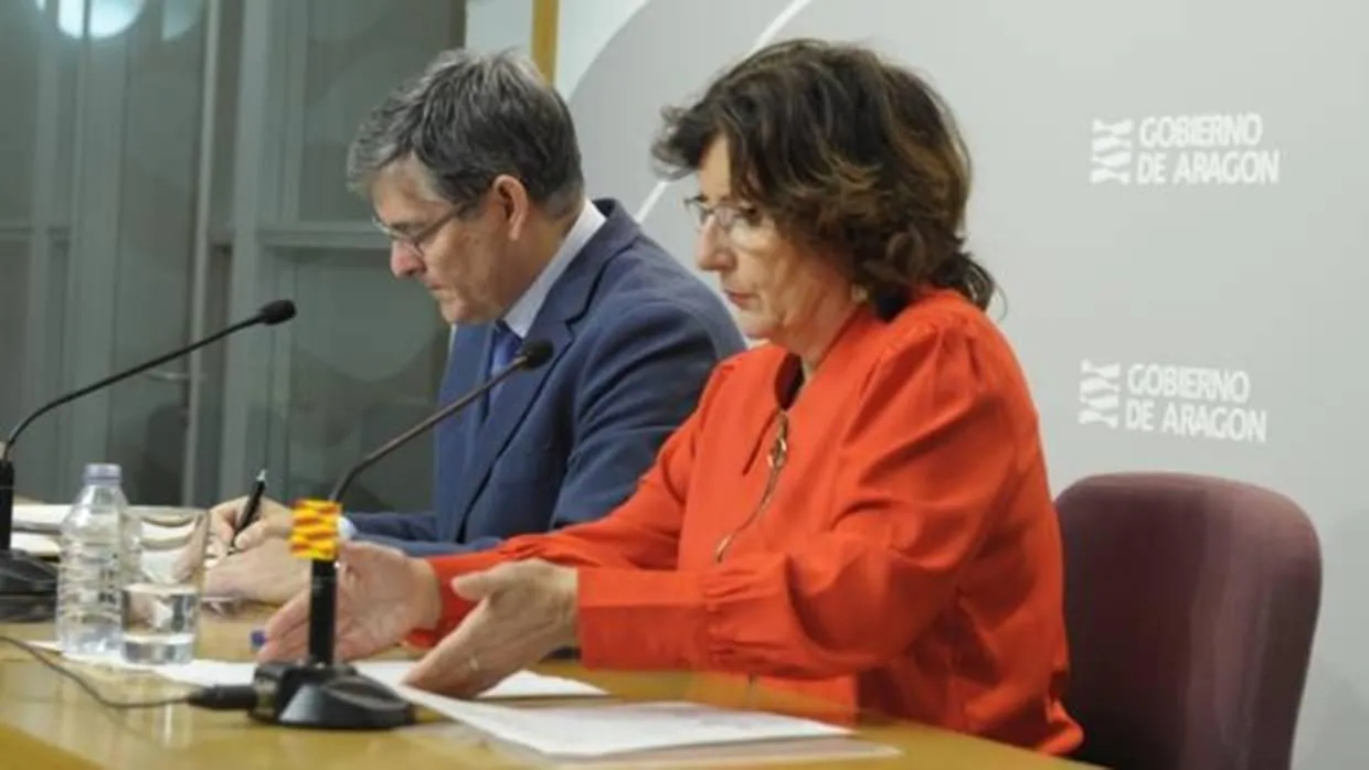 La consejera de Ciudadanía y Derechos Sociales del Gobierno aragonés, María Victoria Broto, durante la presentación del proyecto de ley