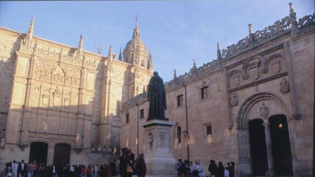 La Universidad de Salamanca se cita con las urnas