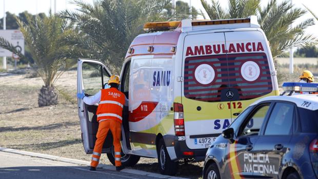 Una mujer da a luz en casa tras ponerse de parto de madrugada con la ayuda de un equipo del SAMU