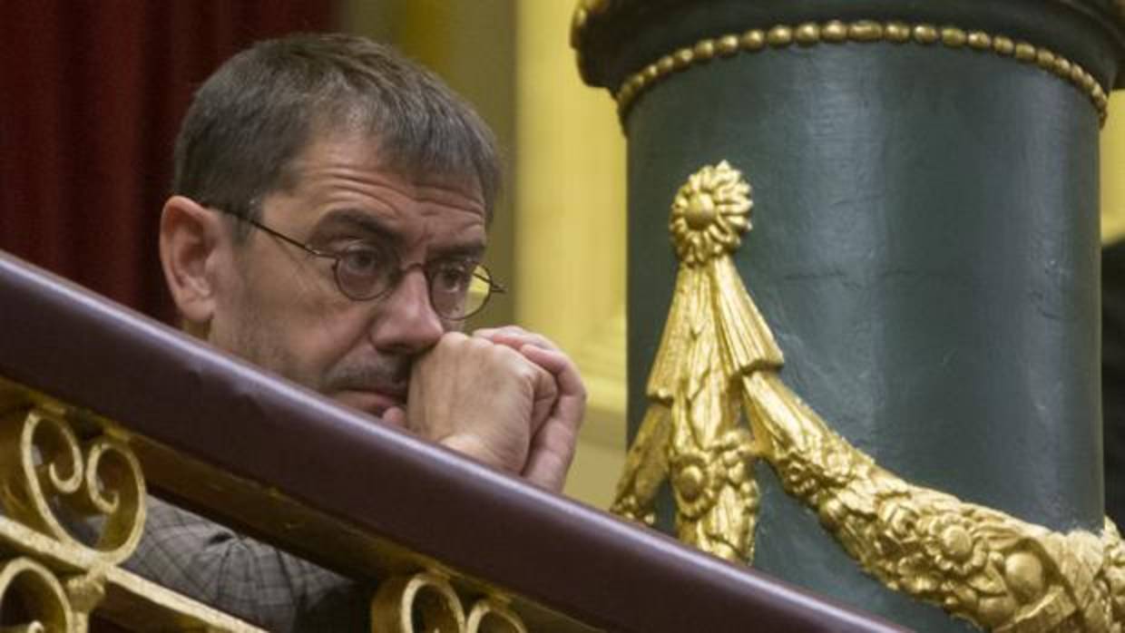 El exsecretario de Programa de Podemos, Juan Carlos Monedero, durante la moción de censura impulsada por Podemos