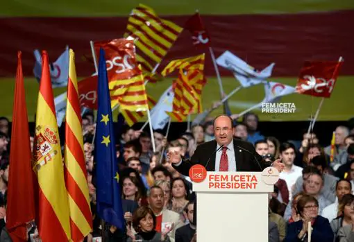 Iceta reivindica una Cataluña "rica y plena"