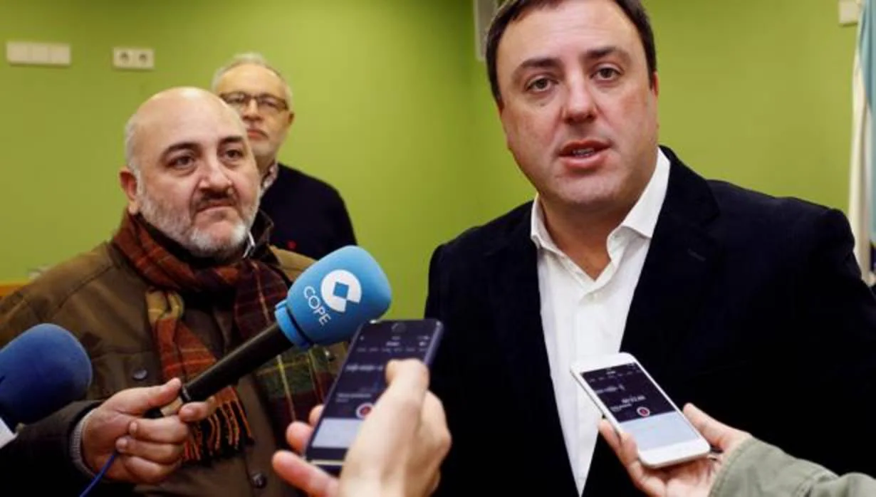 Valentín González Formoso se impuso con claridad en las primarias de La Coruña