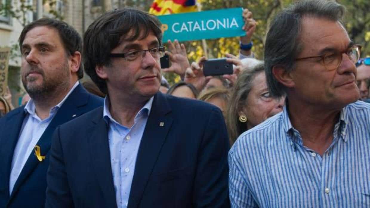 Junqueras, Puigdemont y Artur Mas, en una imagen de archivo