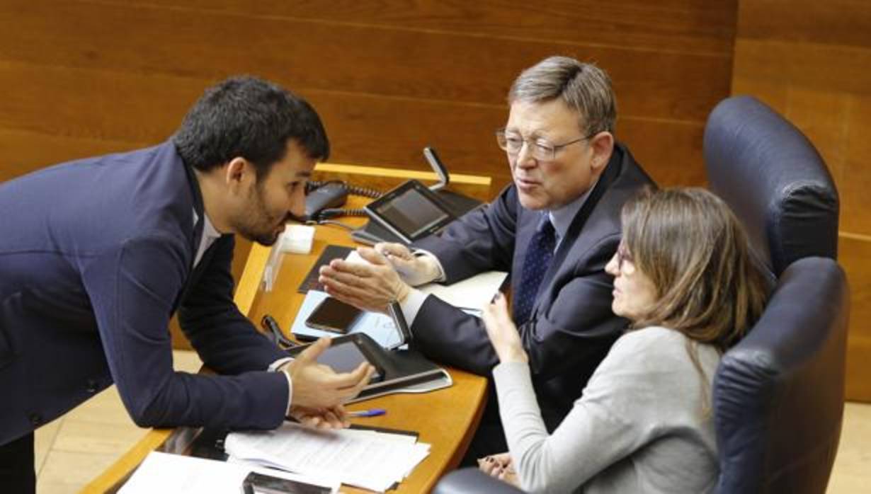 Imagen de archivo del conseller Marzà con Ximo Puig y Mónica Oltra