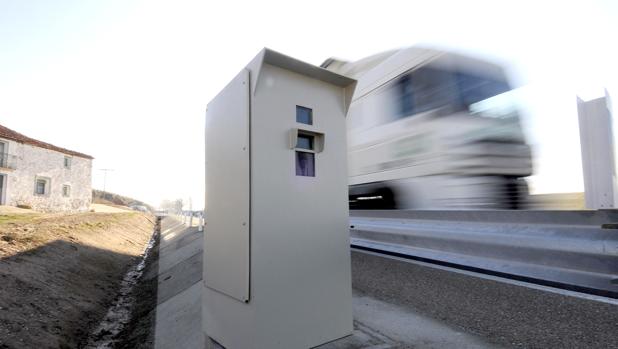 El radar más «multón» de España está en la N-VI, en Segovia