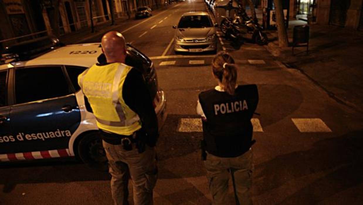 Muere un hombre al caer desde una azotea cuando intentaba contactar con su expareja en Sabadell