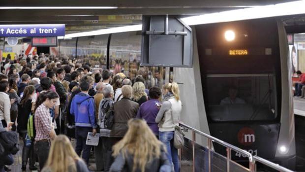 Los sindicatos desconvocan las huelgas en el Metro de Valencia