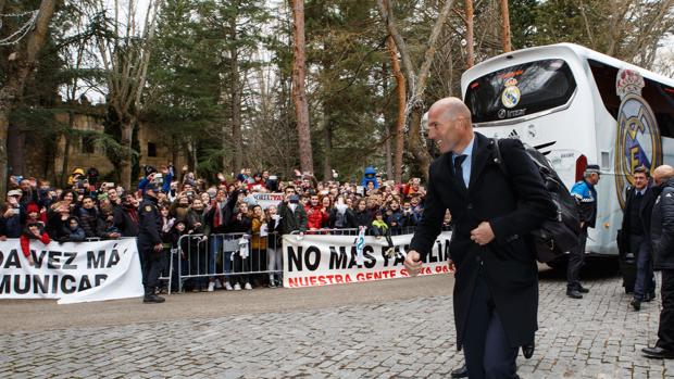 El Real Madrid llega al Parador de Soria ante una gran expectación