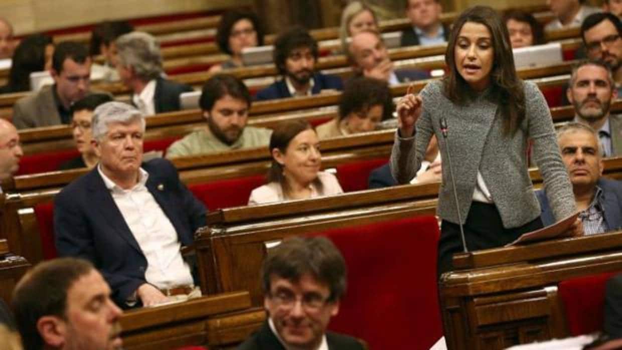 Inés Arriamdas, en la última sesión de control al gobierno catalán