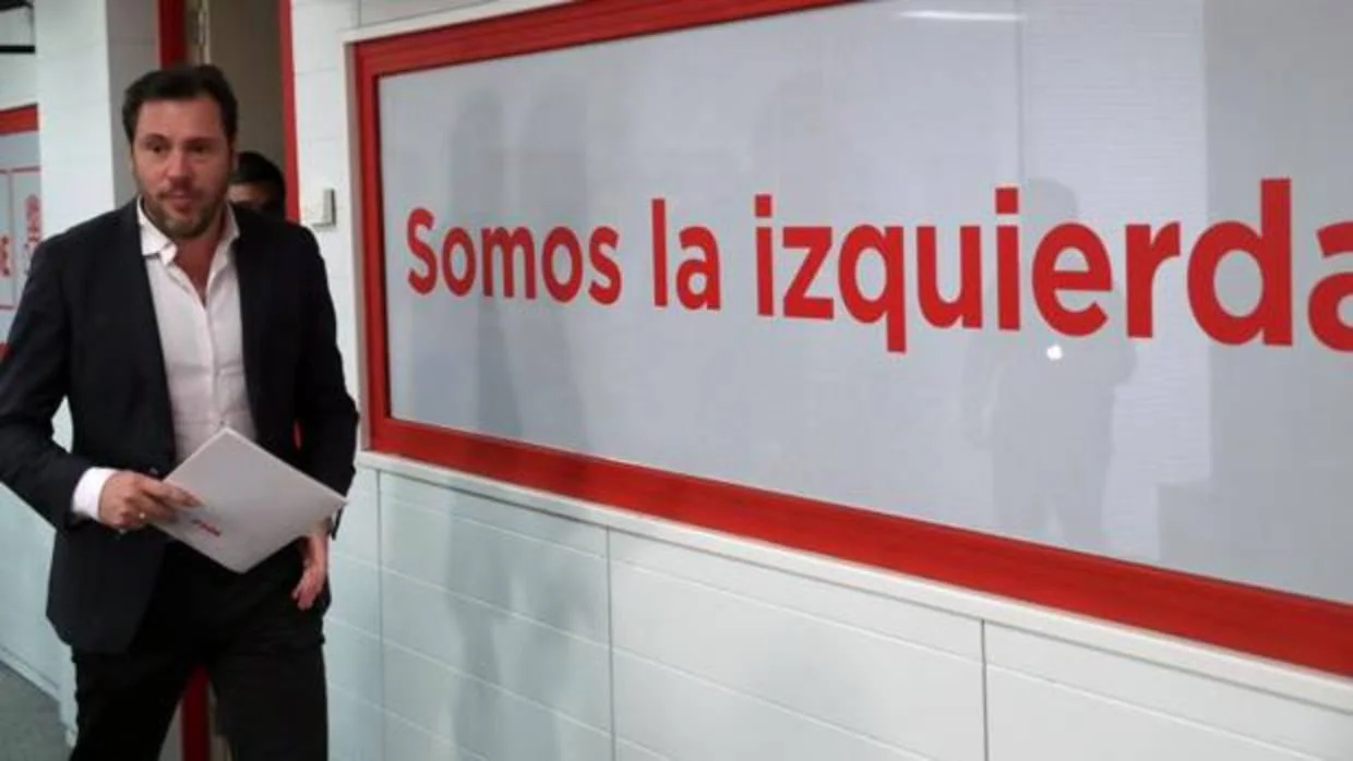El portavoz del PSOE, Óscar Puente, tras la Ejecutiva de hoy