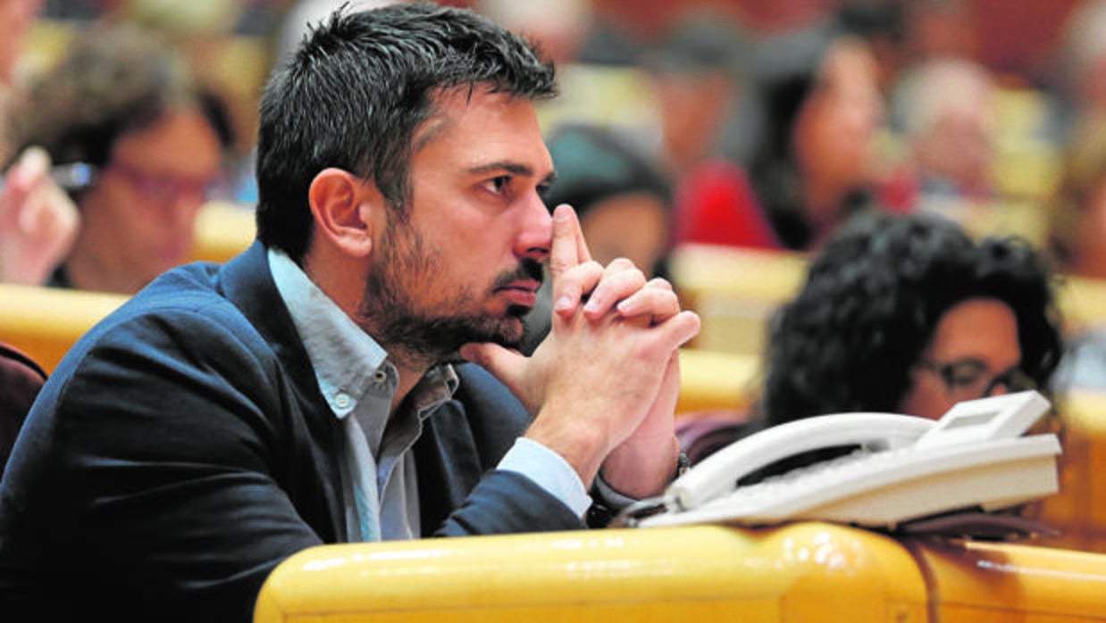 Ramón Espinar, durante una sesión en el Senado