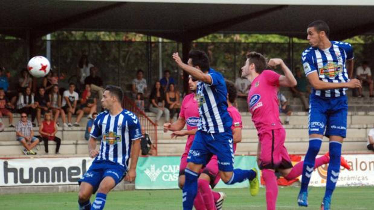 Imagen de archivo de un partido entre el Talavera y el Fuenlabra