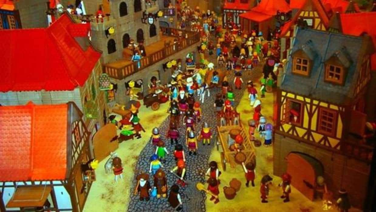 LA ciudad de Playmobil expuesta