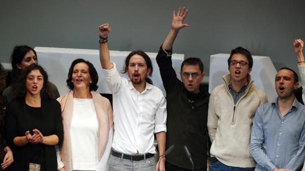 Podemos, año IV: del asalto a los cielos a las purgas, traiciones y derrumbe electoral