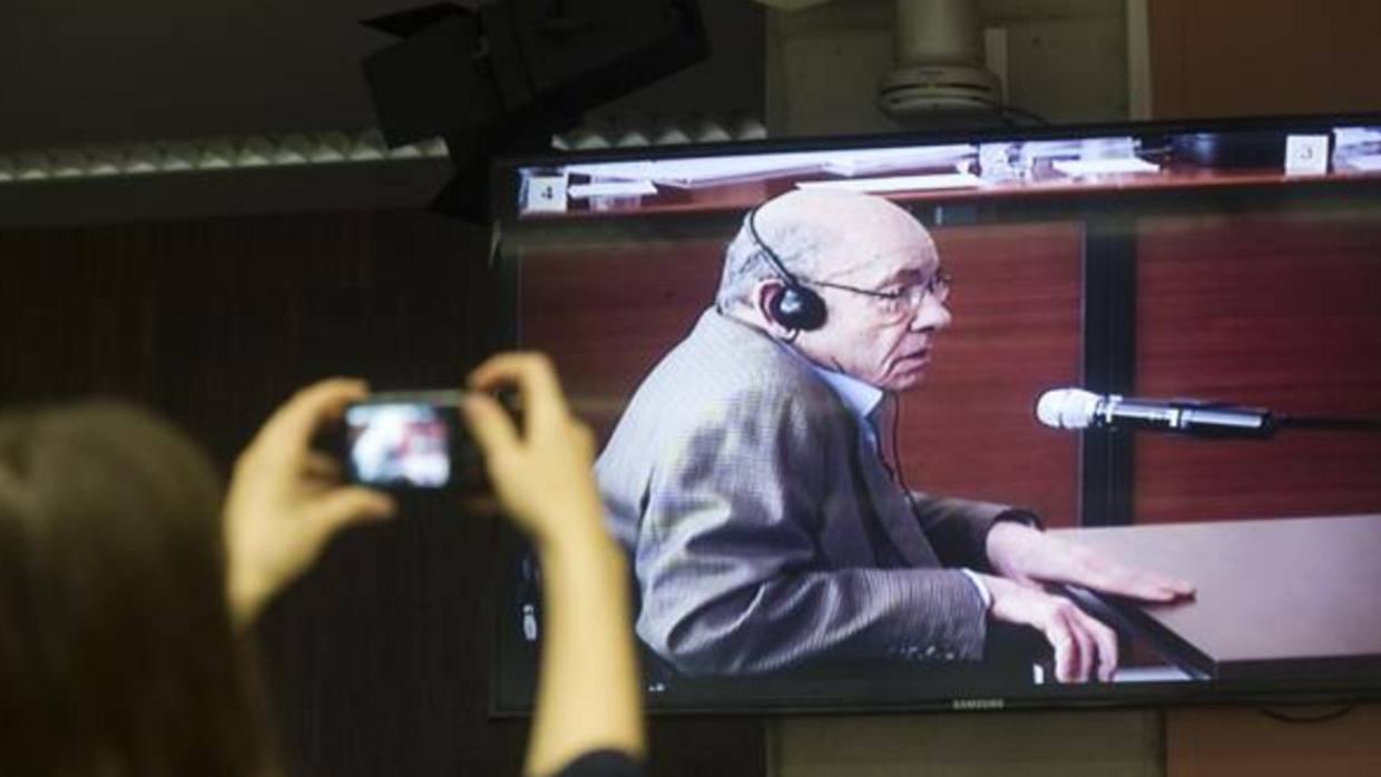 Millet durante una sesión del juicio del «caso Palau»