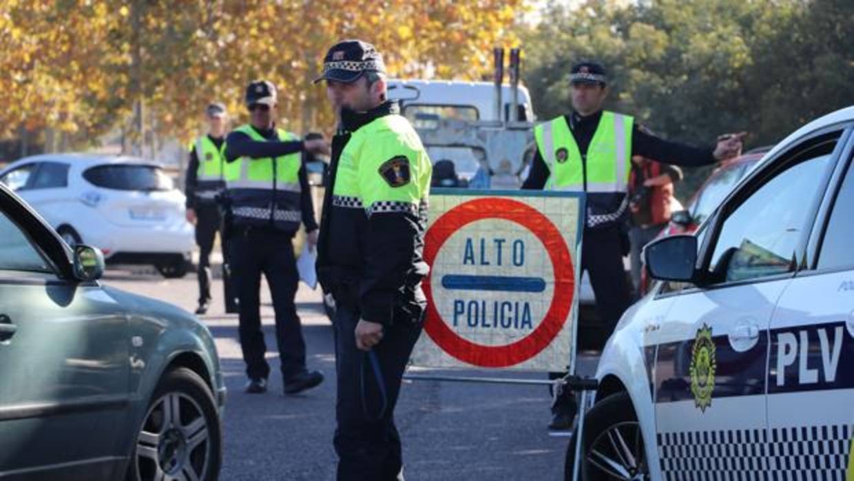 Imatge d'un control policial en València