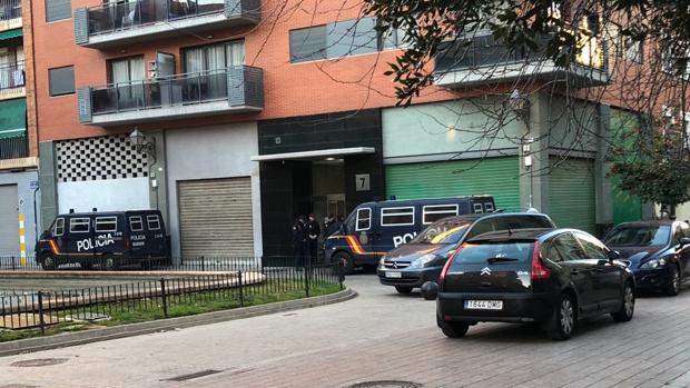 La Policía Nacional detiene a tres personas en Valencia por favorecimiento de inmigración ilegal