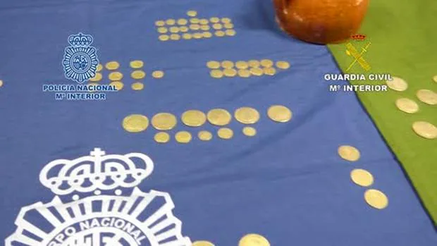 Los albañiles que encontraron 237 monedas de oro y las vendieron no irán a la cárcel