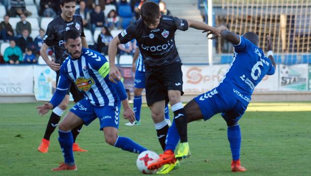 2-1: El Talavera recupera la senda de la victoria en El Prado