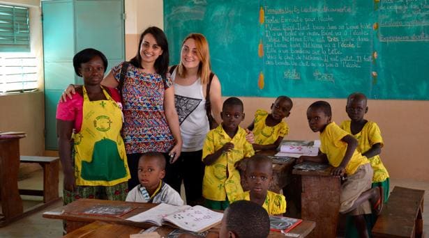 Tembleque ayuda a costear la beca de estudios de una joven de Benín