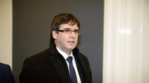 Arranca el Pleno extraordinario del TC que decidirá el futuro político de Puigdemont