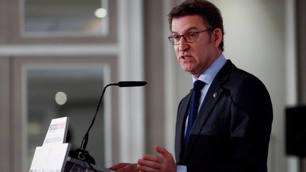 Feijóo ve una «pérdida de tiempo» hablar de la sucesión de Rajoy