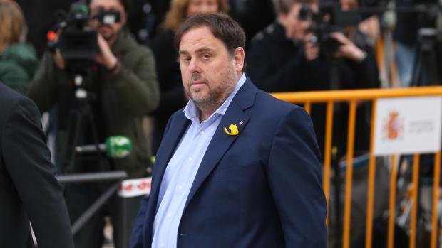 El juez Llarena rechaza la excarcelación de Junqueras y Sànchez para acudir al pleno de investidura