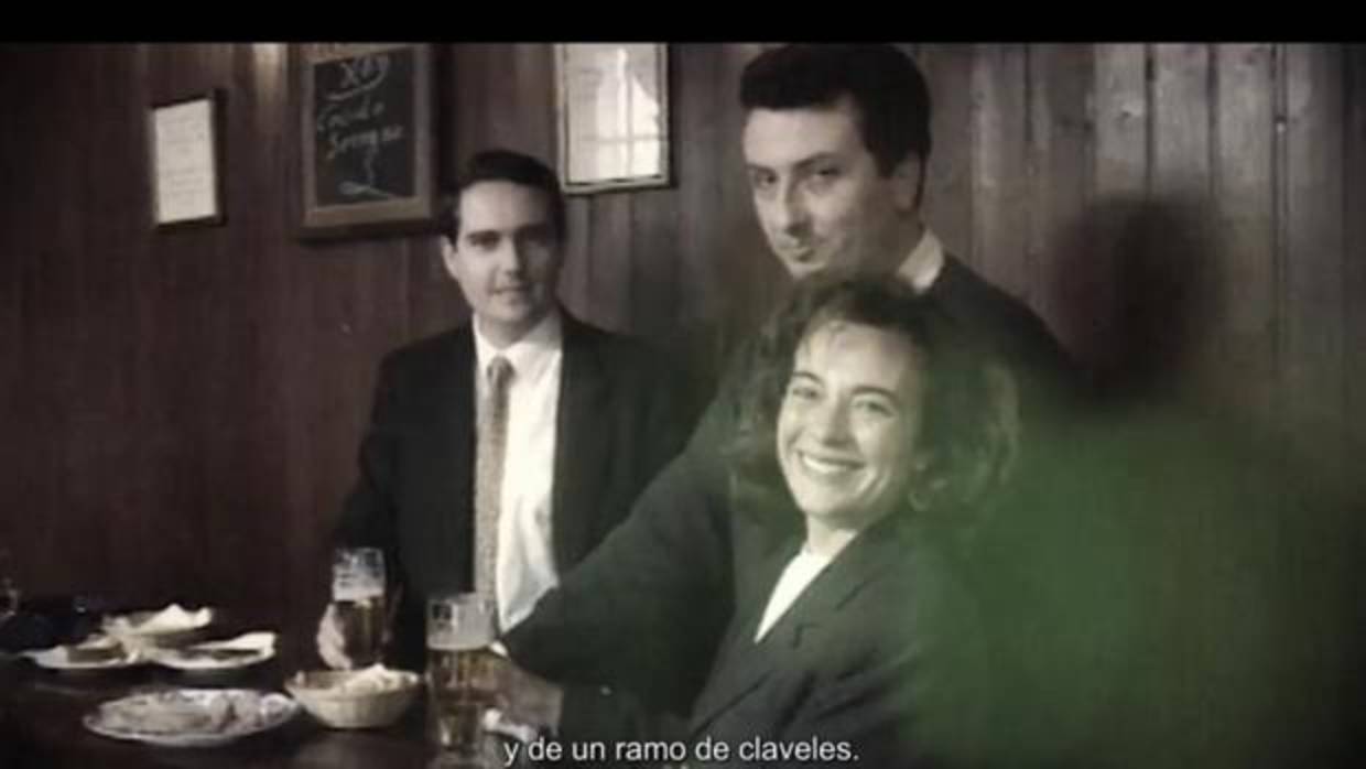 Fragmento del video-homenaje a ll matrimonio asesinado en Sevilla en 1998