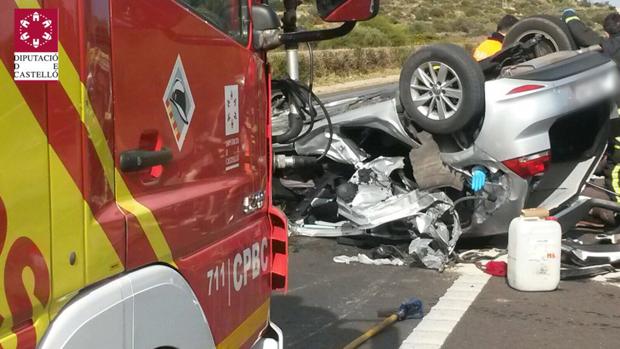 Muere una mujer de 26 años tras volcar el coche en el que iba con su pareja y su hijo de 13 meses