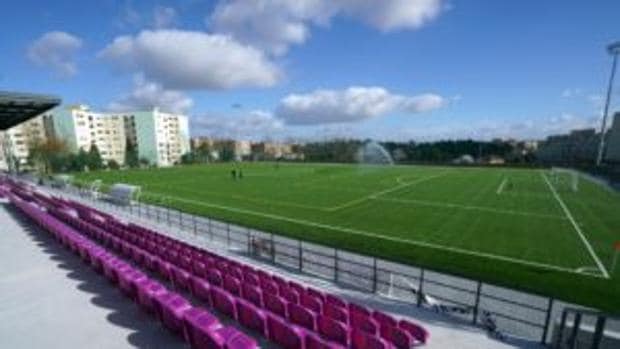 Un estadio de fútbol: así es el primer proyecto social de Mercadona en Portugal