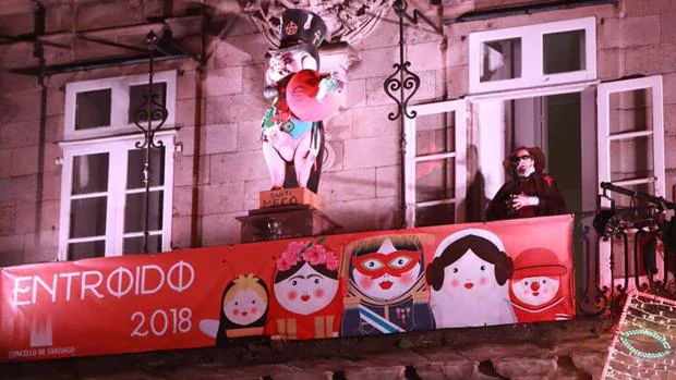 Polémica en Compostela por los insultos a la Iglesia en el pregón del Carnaval